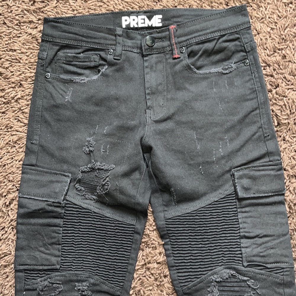 PREME - Picture 2 of 6